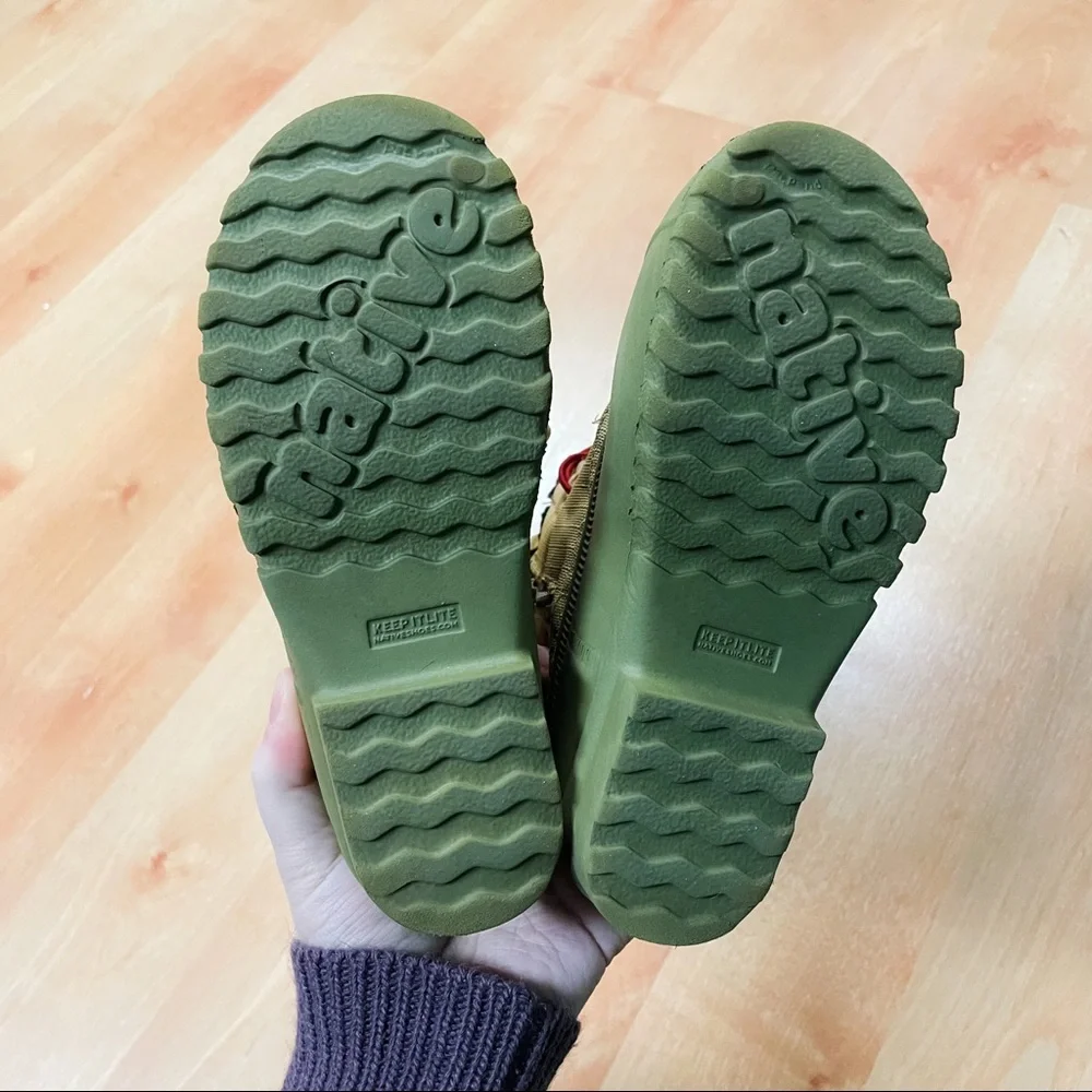 Native Tan & Olive Green Jimmy Rubber Duck Boots Kids Size 12